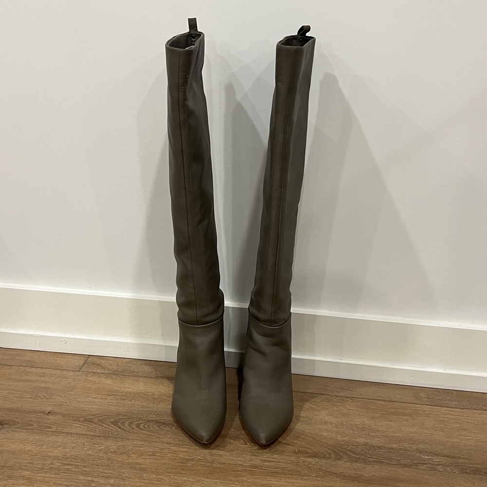 Knee-High Grey Leather Boots